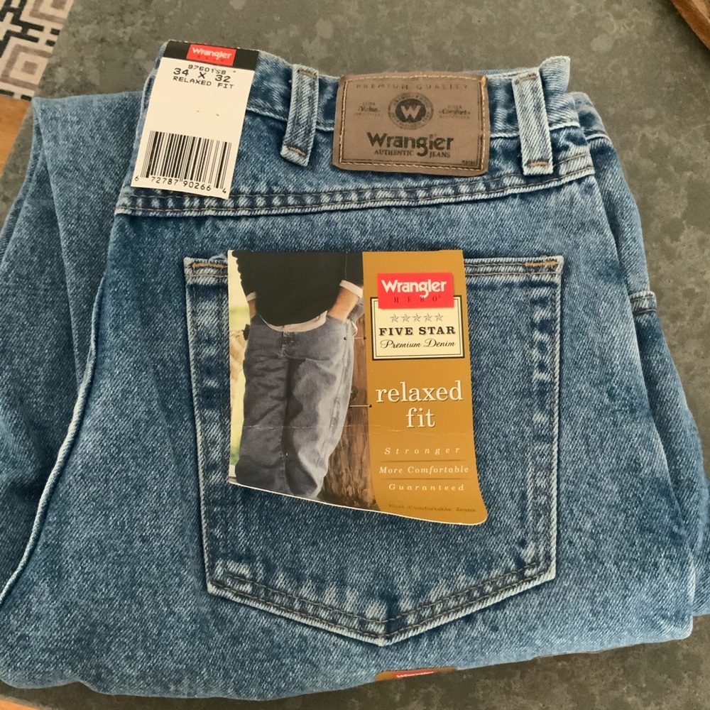 Men’s Wrangler Five Star Relaxed Fit Denim Jeans 34 x 32